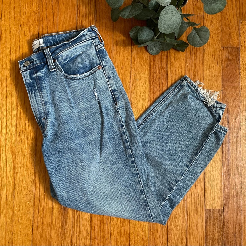 Abercrombie High Rise Mom Jeans